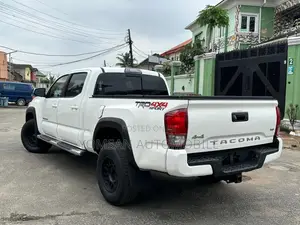 Toyota Tacoma TRD Sport 2017 White