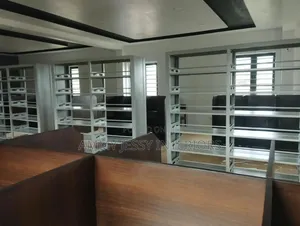 Standard Bookshelves Made With Metal