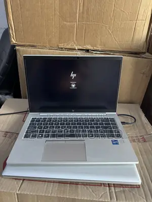 Laptop HP EliteBook 840 G8 16GB Intel Core i7 SSD 512GB