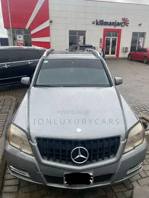 Mercedes-Benz GLK-Class 2010 Gray