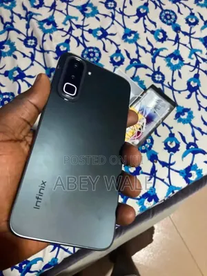 Infinix Hot 70 128 GB Gray
