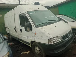 Fiat Ducato 1999 Red