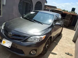Toyota Corolla 2010 Gray