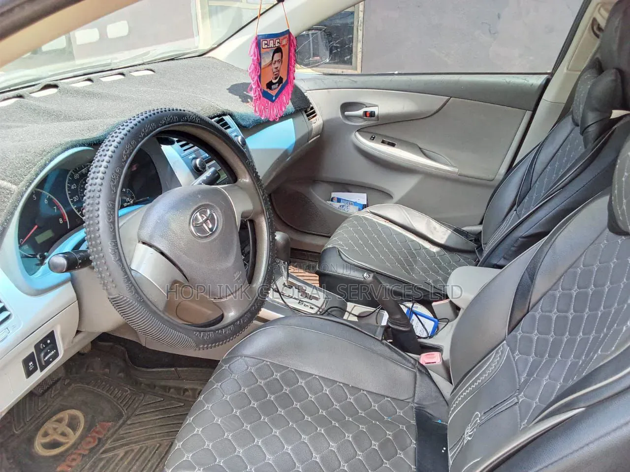 Toyota Corolla 2010 Gray