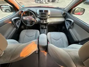 Toyota RAV4 4x4 2009 Red