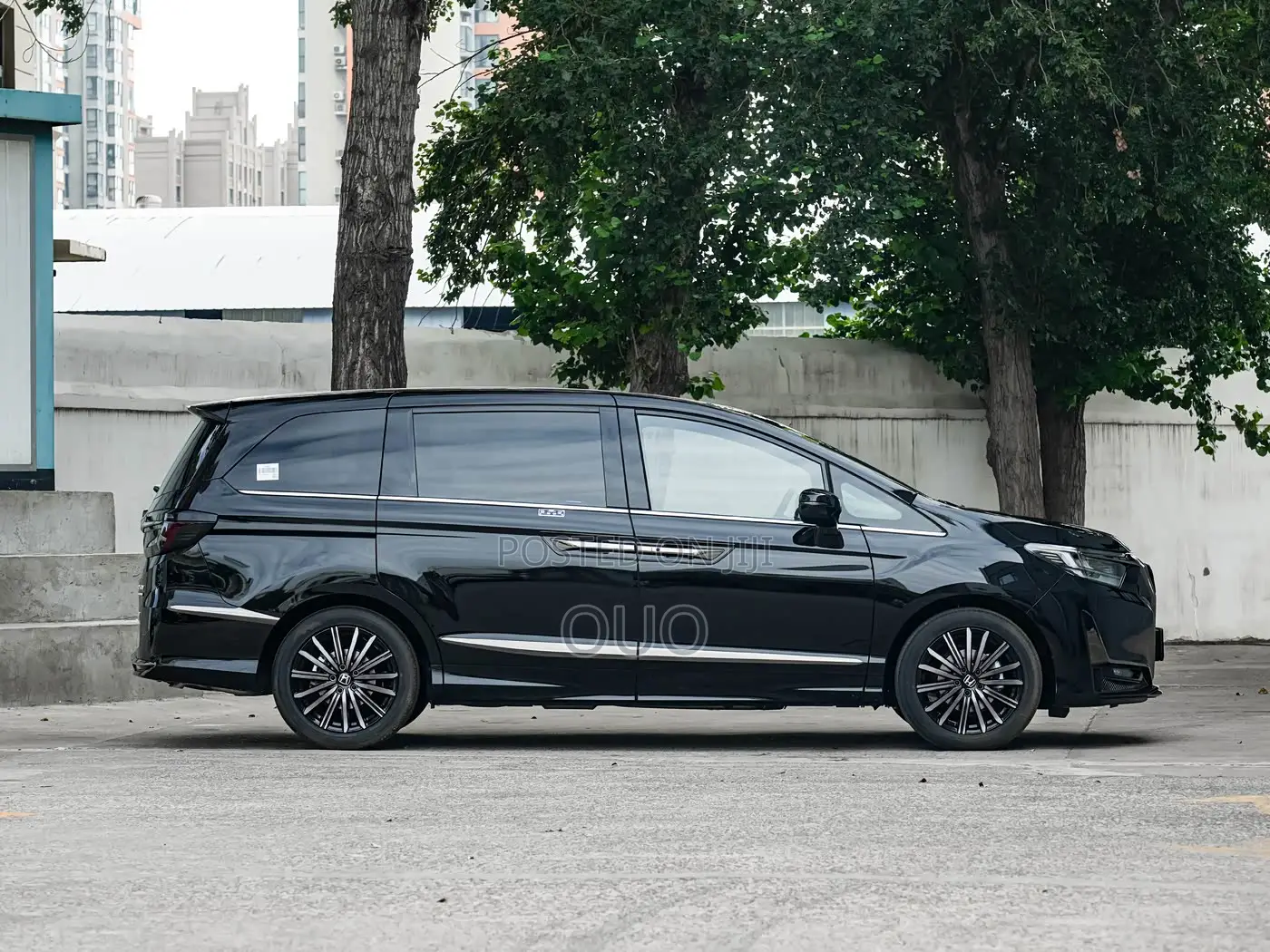 Honda Elysion 2025 Black