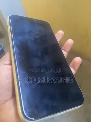 Apple iPhone XR 64 GB Yellow