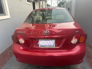 Toyota Corolla 2009 Red