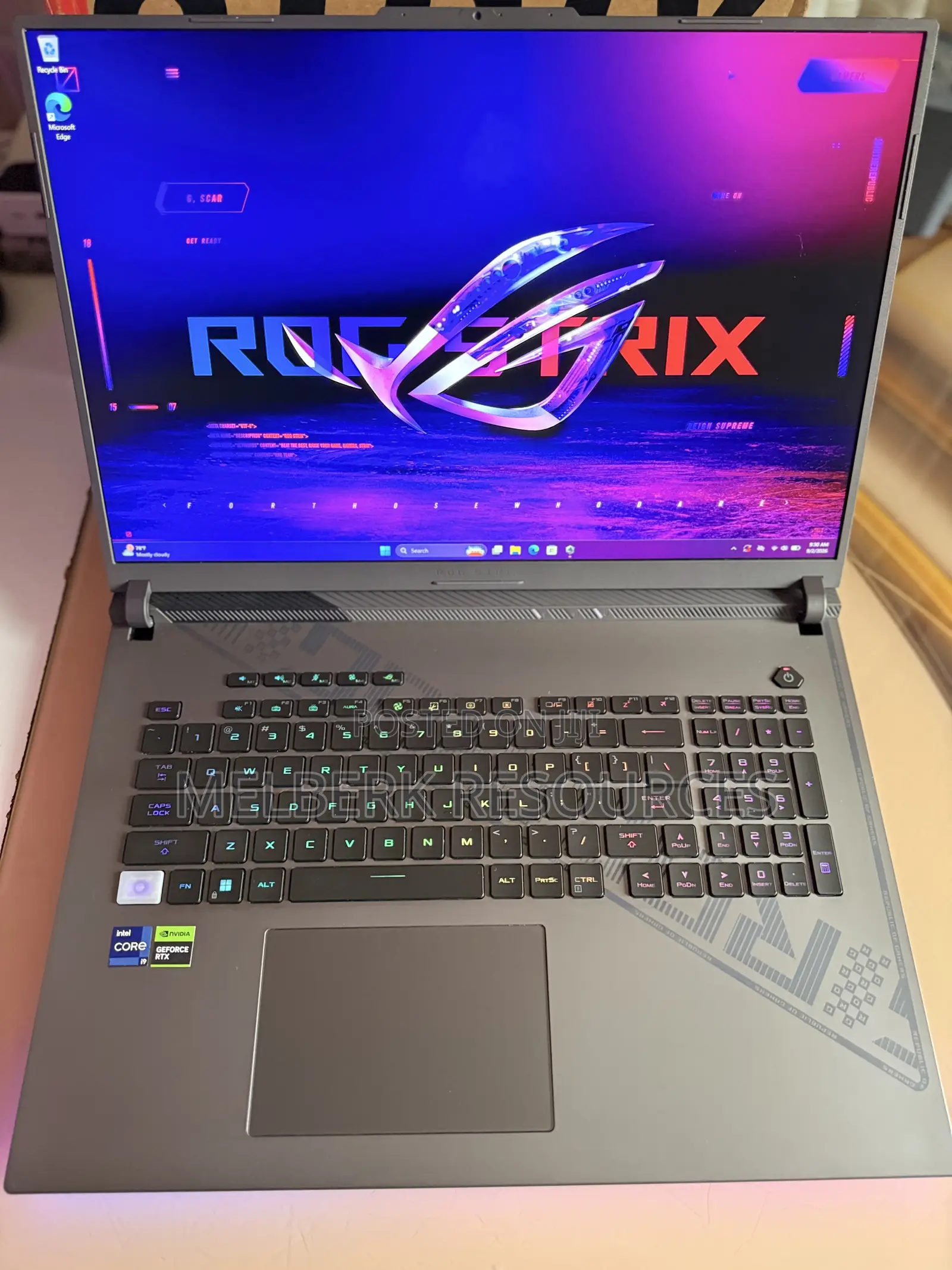 Laptop Asus ROG Strix G18 32GB Intel Core i9 SSD 1T