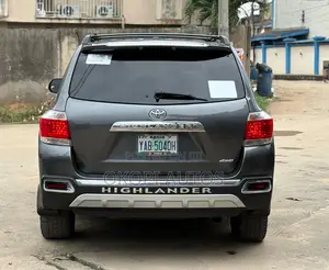 Toyota Highlander 2013 Gray