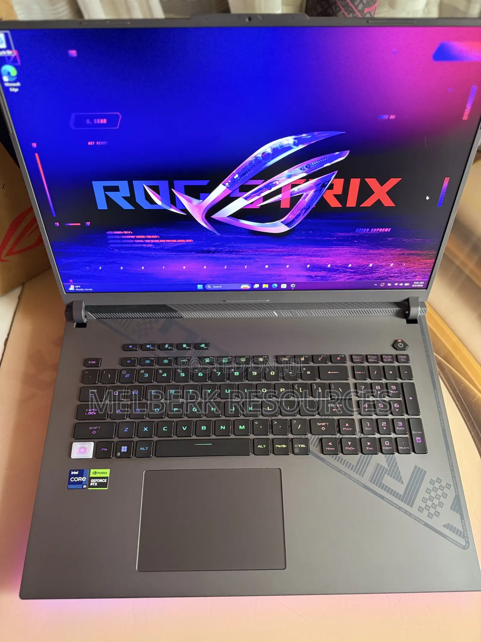 Laptop Asus ROG Strix G18 32GB Intel Core i9 SSD 1T