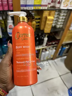 Carrot Glow Intense Toning Body Wash