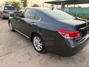 Lexus ES 350 2010 Gray
