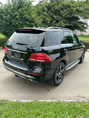 Mercedes-Benz GLE-Class 2016 Black