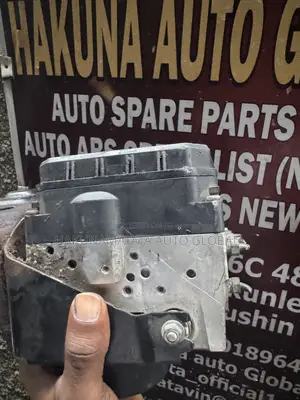 Toyota RAV4 2006–2008 ABS Pump / ABS Module