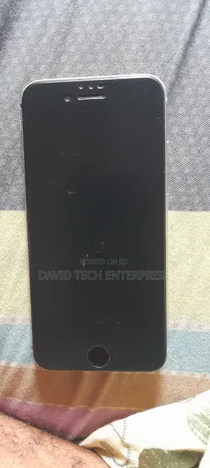 Apple iPhone 6s 64 GB Silver