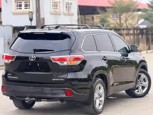 Toyota Highlander 2016 Black