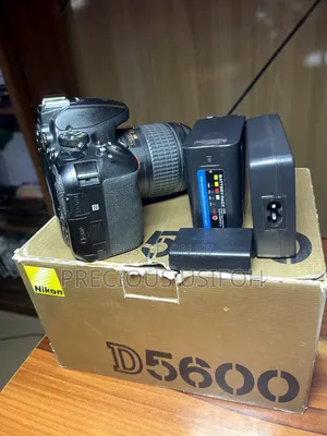 Nikon D5600