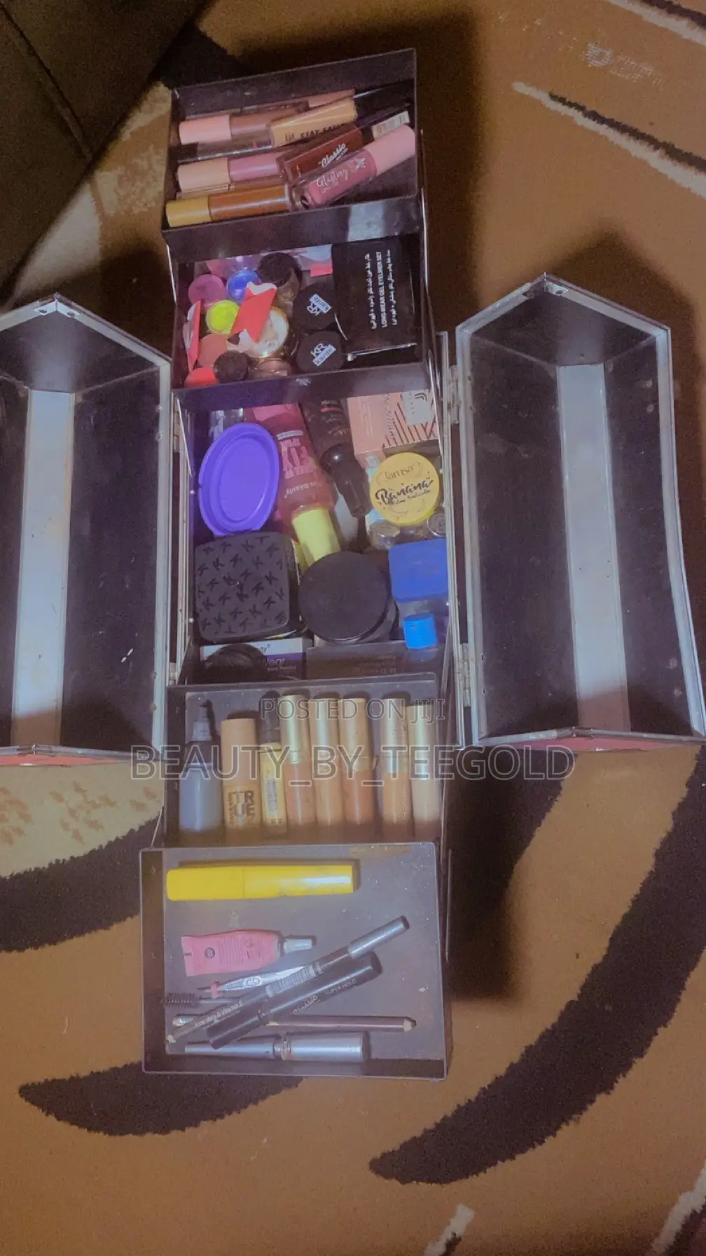 Makeup Box