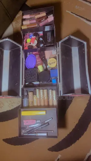 Makeup Box