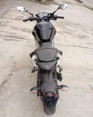 Yamaha 2018 Black