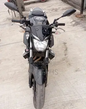 Yamaha 2018 Black