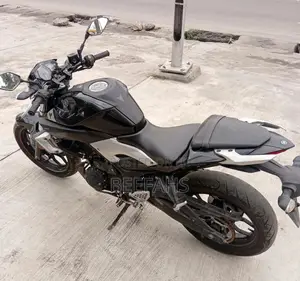 Yamaha 2018 Black