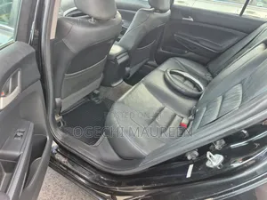 Honda Accord 2011 Black