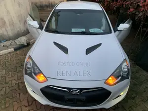 Hyundai Genesis 2015 White