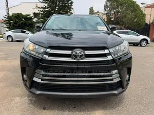 Toyota Highlander Limited 4x2 V6 (3.5L 6cyl 8A) 2017 Black