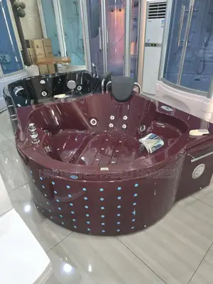 Luxury Glossy Corner Tub