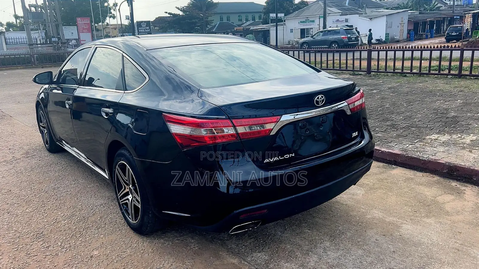 Toyota Avalon 2015 Black