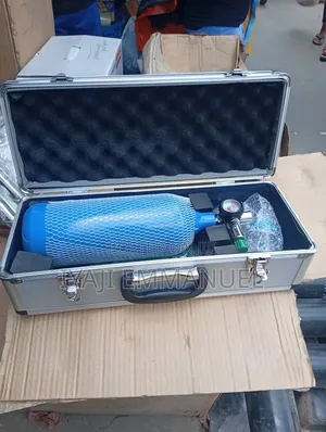 Emergency Oxygen Cylinder and Regulator