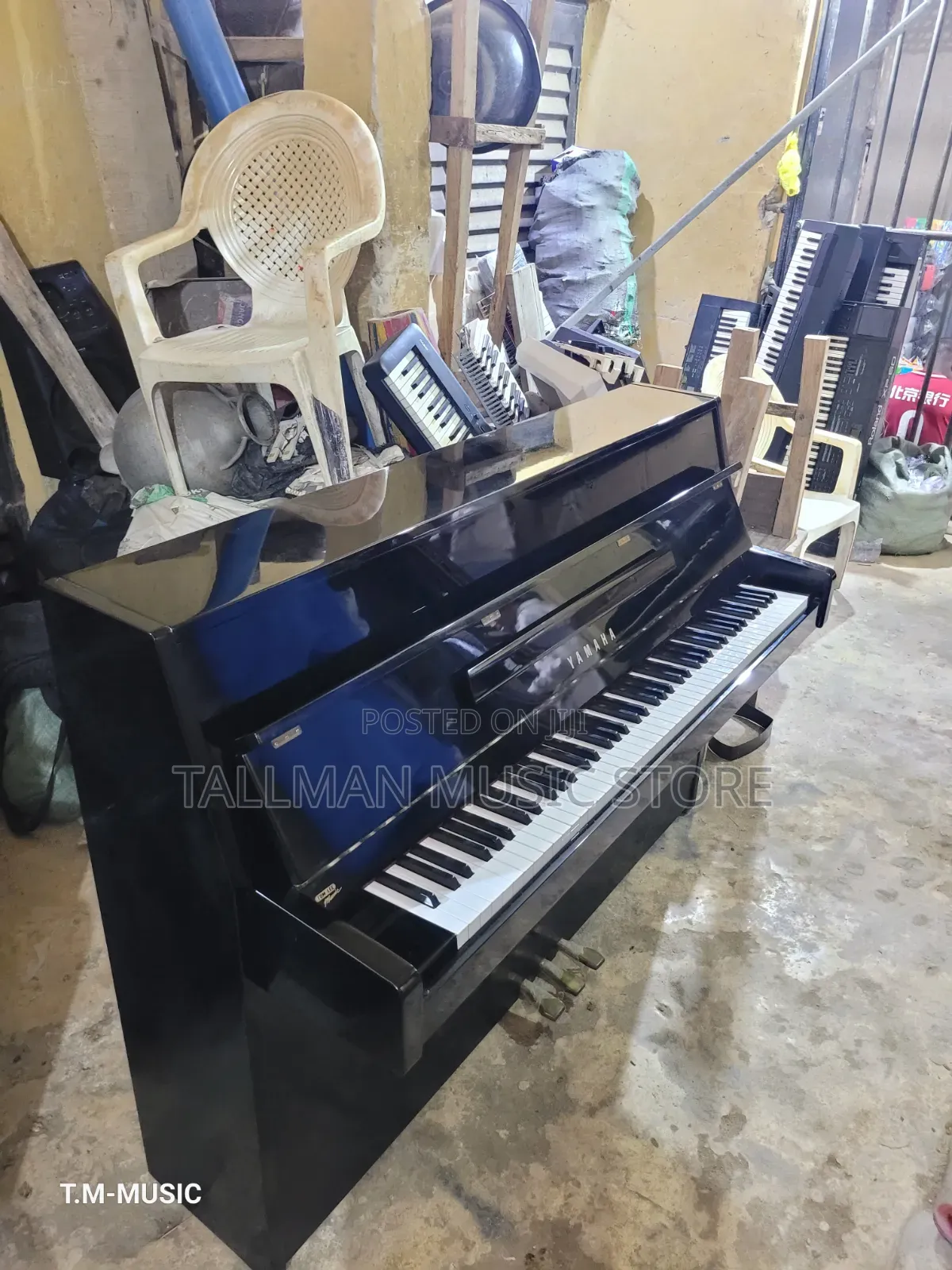 Yamaha Lu90-Pe Upright Piano.