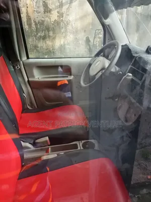 Suzuki APV Minibus 2018 Blue