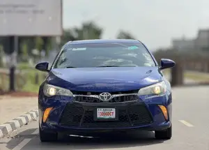 Toyota Camry SE 4dr Sedan (2.5L 4cyl 6A) 2015 Blue