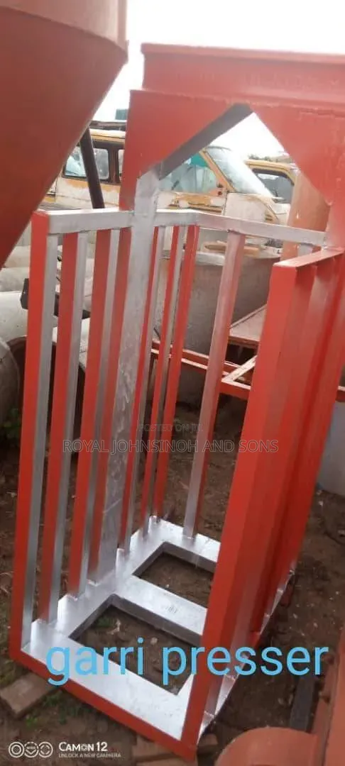 Hydraulic Cassava Presser