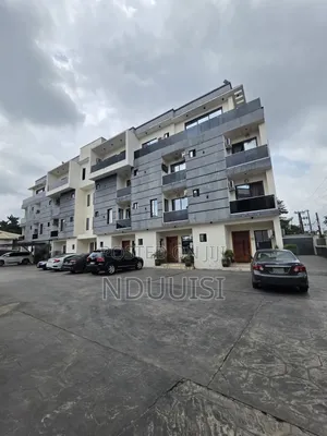 4bdrm Penthouse in Ikeja GRA for sale
