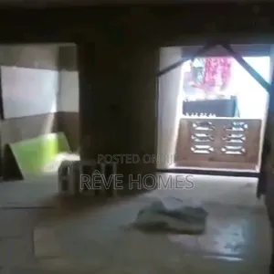 Studio Apartment in Adekunle for rent