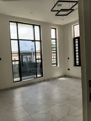 4bdrm Duplex in Olokonla, Lakowe for sale