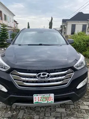 Hyundai Santa Fe 2013 Black