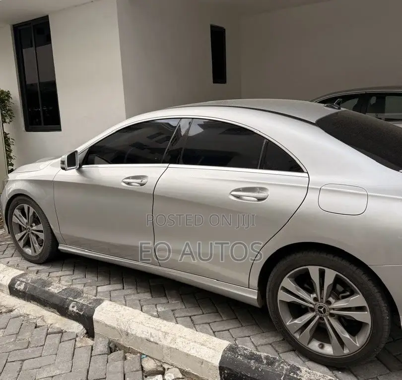 Mercedes-Benz CLA-Class 2015 Silver