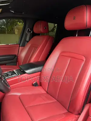 Rolls-Royce Cullinan Base 2020 Black