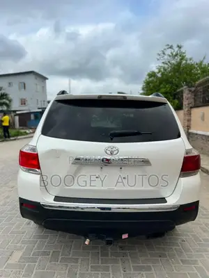 Toyota Highlander 2013 White
