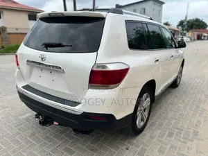 Toyota Highlander 2013 White