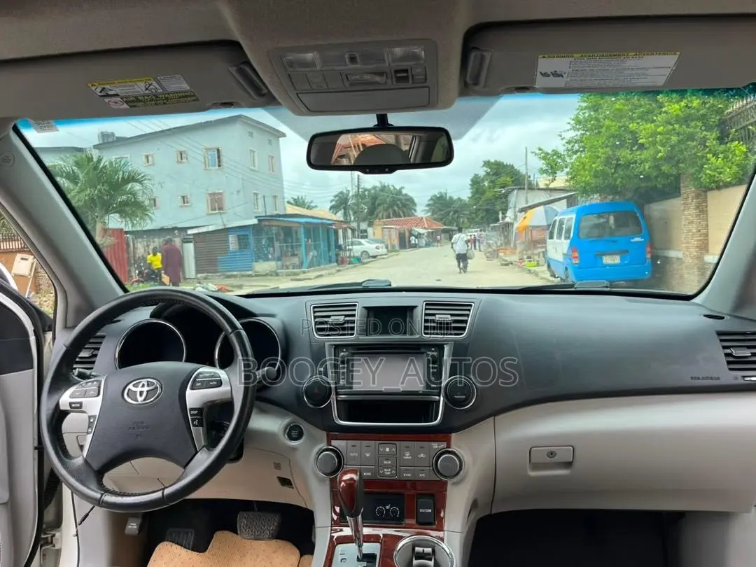 Toyota Highlander 2013 White