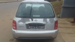 Nissan Micra 2000 Silver