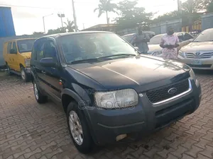 Ford Escape 2003 Black
