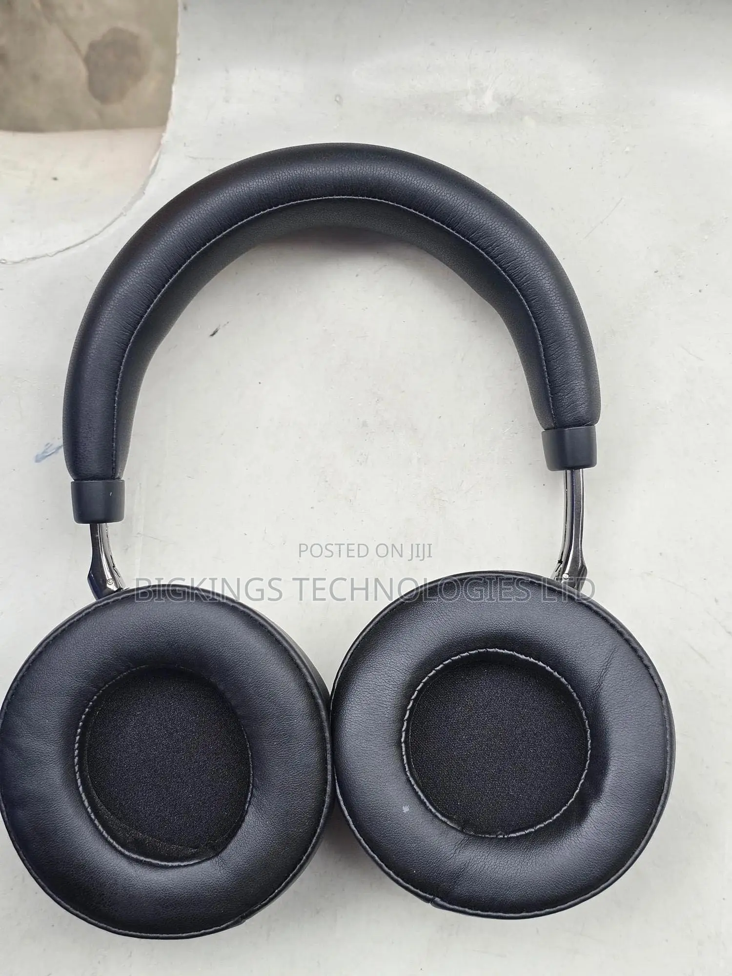 VJ Wireless Bluetooth Headset With Active Noise Cancellation