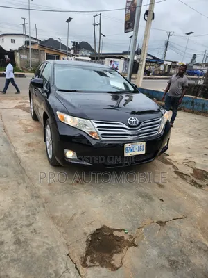 Toyota Venza LE 2011 Black